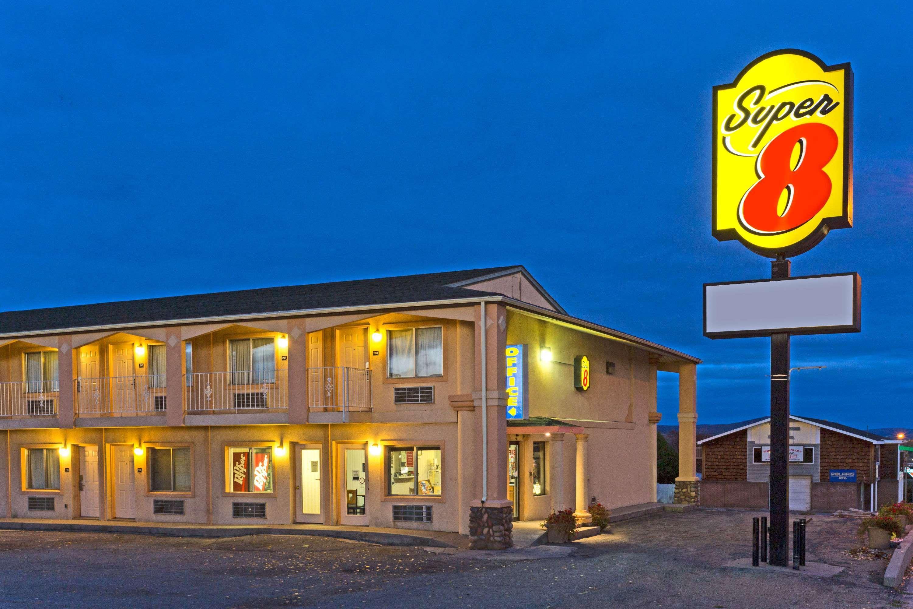 Super 8 By Wyndham Evanston Luaran gambar